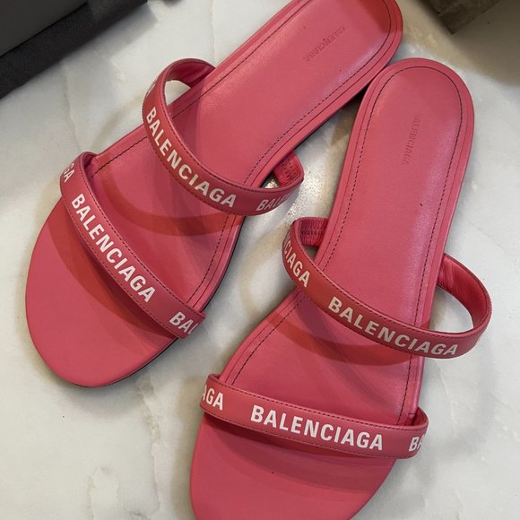 Authentic Balenciaga Round Flat Sandals in Pink/White - Picture 7 of 7